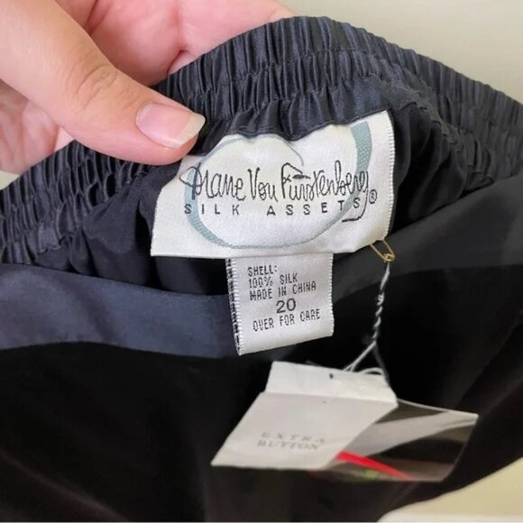 VINTAGE NWT DEADSTOCK Diane Von Furstenberg 100% Silk Black Pants Size 20 - Picture 7 of 13